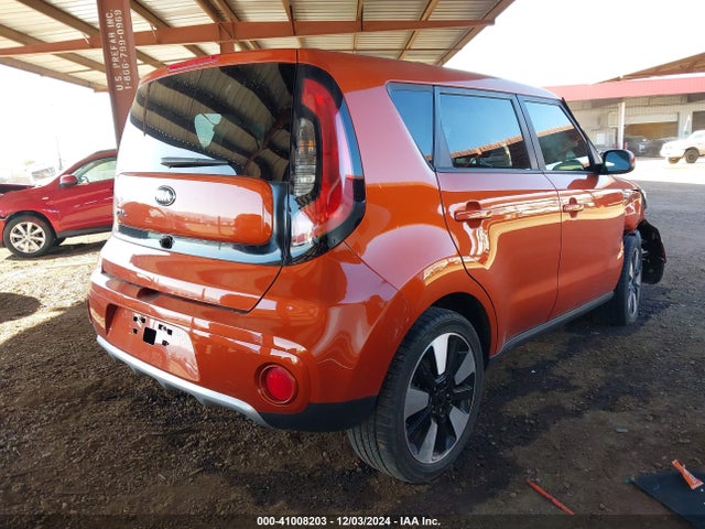 KIA SOUL + 2018 KNDJP3A57J7563468 Image 4