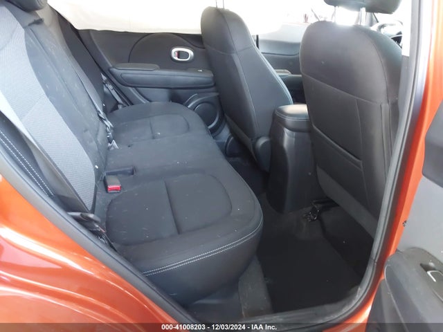 KIA SOUL + 2018 KNDJP3A57J7563468 Image 8