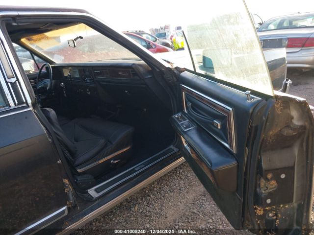 1979 LINCOLN CONTINENTAL 9y82s635546       Photo 4