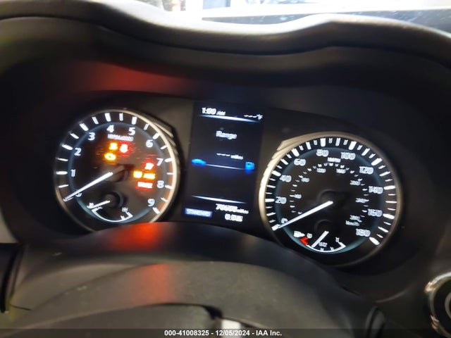 JN1EV7AR8JM440624 Infiniti Q50 3.0t Luxe