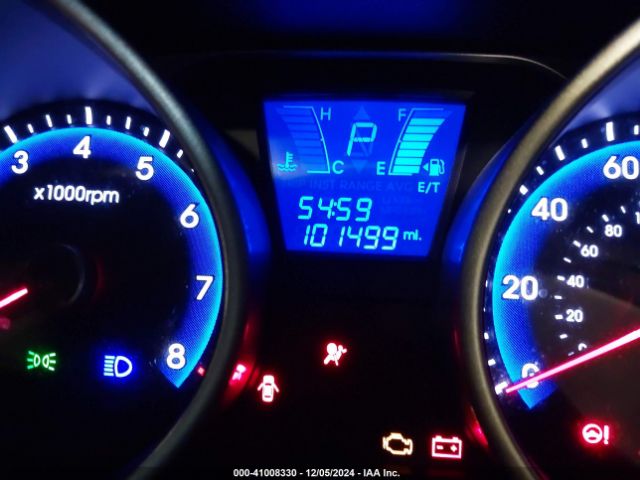 KM8JU3AG2FU978681 Hyundai TUCSON SE