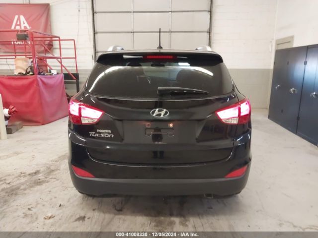KM8JU3AG2FU978681 Hyundai TUCSON SE