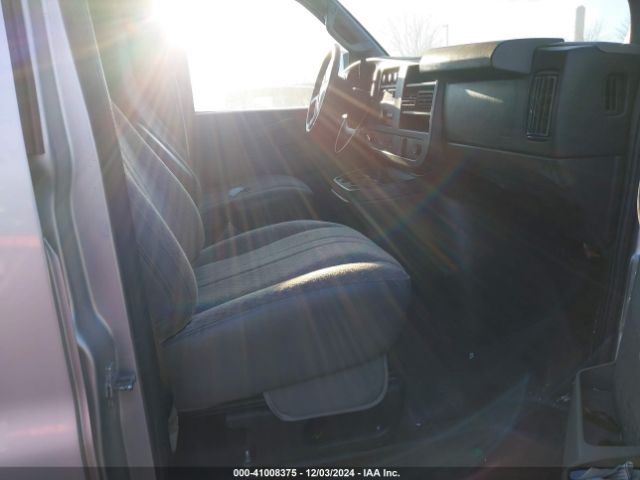 1GCWGAFP6J1308785 Chevrolet Express 2500 Work Van