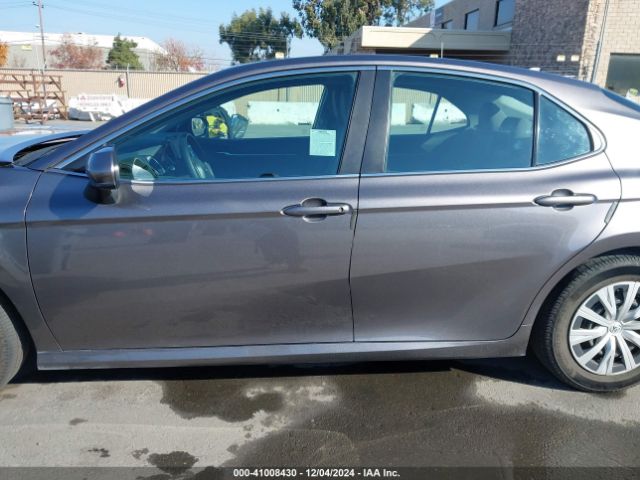 4T1C31AKXNU577009 Toyota Camry Le Hybrid