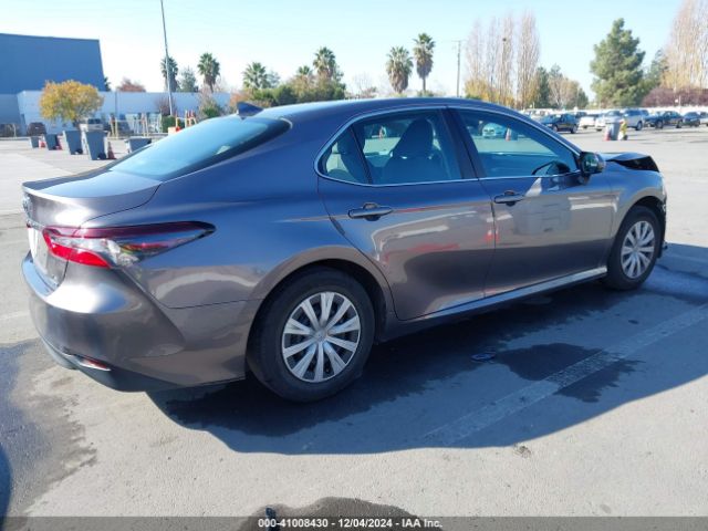 4T1C31AKXNU577009 Toyota Camry Le Hybrid