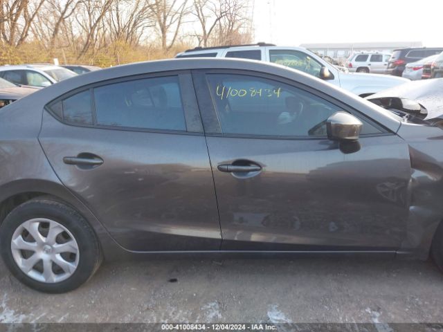3MZBM1T72GM319027 Mazda Mazda3 I Sport