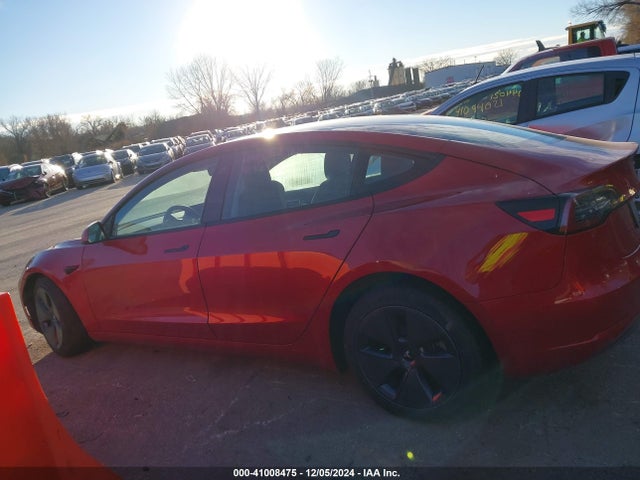 Tesla Model 3 Long Range Dual Motor All-wheel Drive 2022 5YJ3E1EBXNF261272 Image 13