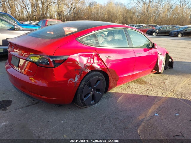 Tesla Model 3 Long Range Dual Motor All-wheel Drive 2022 5YJ3E1EBXNF261272 Image 4