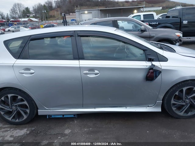 Toyota COROLLA IM 2018 JTNKARJE3JJ569503 Image 14