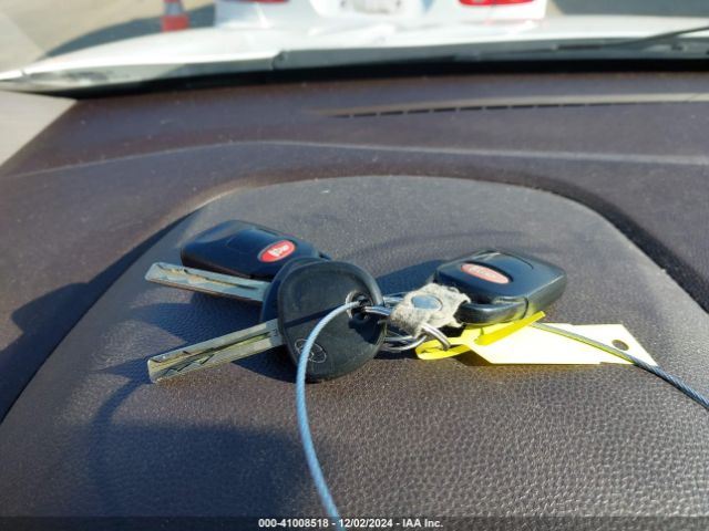 KM8JT3AF0FU105893 Hyundai TUCSON GLS