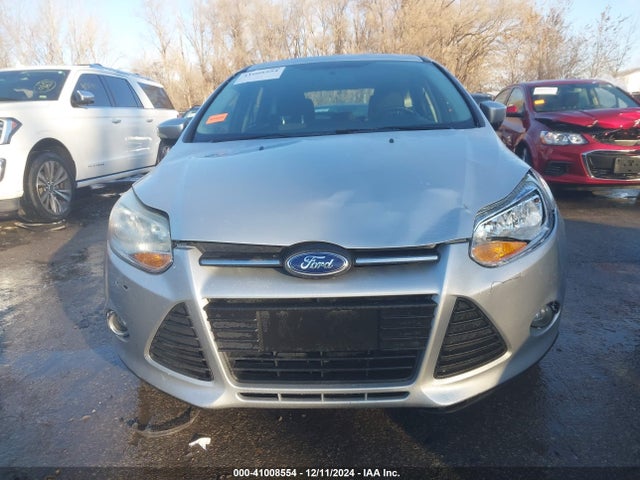 Ford FOCUS SE 2014 1FADP3K22EL440682 Image 12