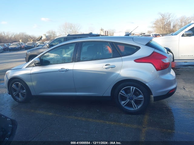 Ford FOCUS SE 2014 1FADP3K22EL440682 Image 14
