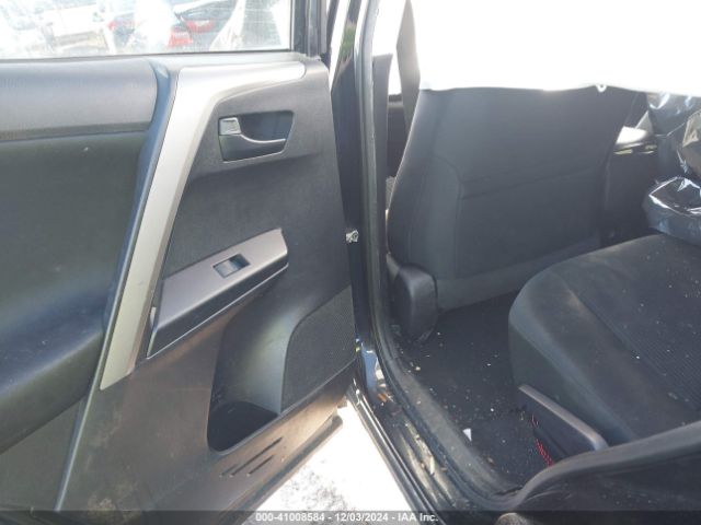 2T3BFREVXHW606932 Toyota RAV4 LE