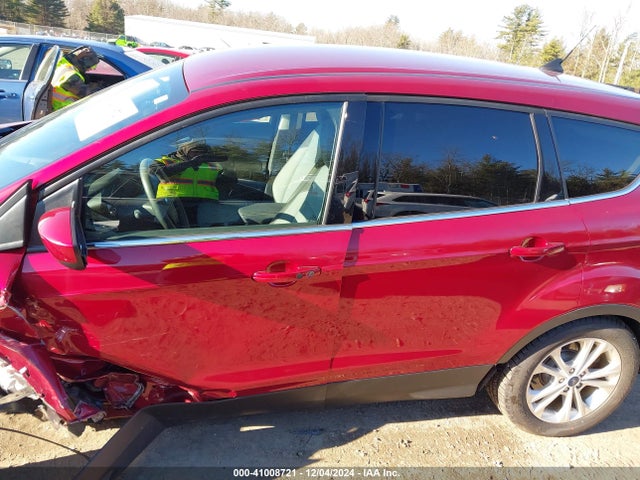 1FMCU0GD0KUA49748 Ford ESCAPE SE