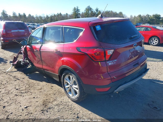 1FMCU0GD0KUA49748 Ford ESCAPE SE