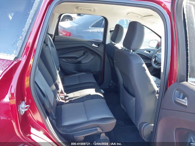 1FMCU0GD0KUA49748 Ford ESCAPE SE