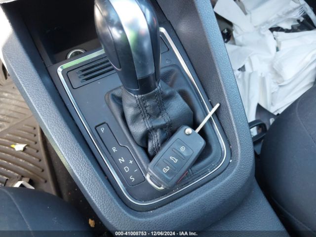 3VW267AJ4GM325990 Volkswagen Jetta 1.4t S