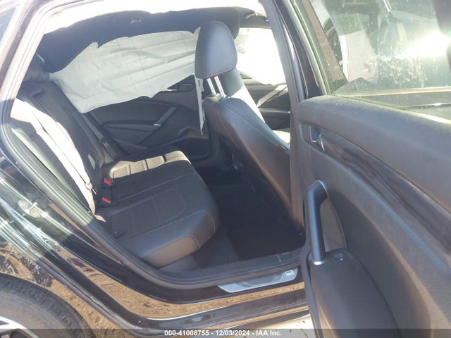 1VWMA7A37MC011370 Volkswagen Passat 2.0t R-line