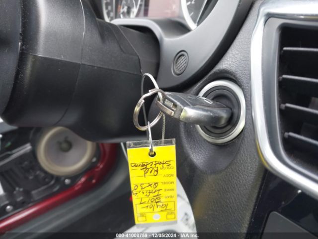 SJKCH5CR0HA024105 Infiniti Qx30 Premium