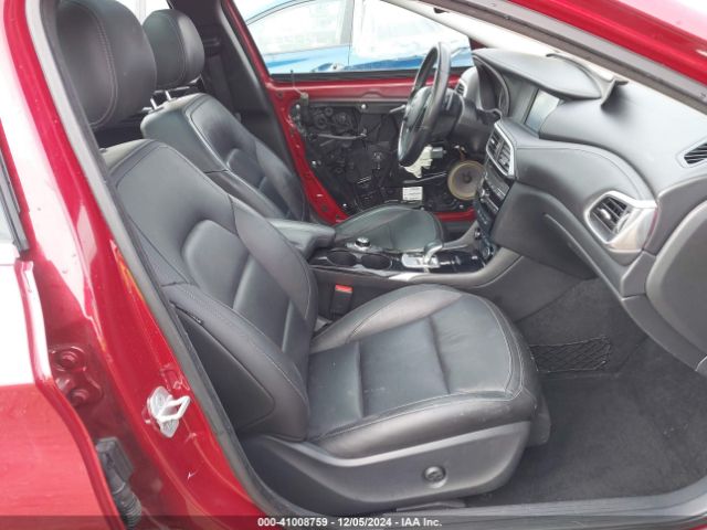 SJKCH5CR0HA024105 Infiniti Qx30 Premium