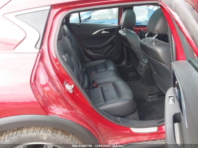 SJKCH5CR0HA024105 Infiniti Qx30 Premium