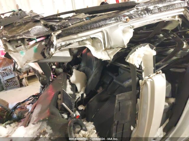 JTMEWRFV8KJ007299 Toyota Rav4 Hybrid Xse