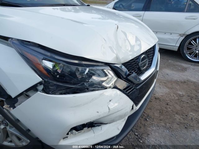 JN1BJ1AV9MW315973 Nissan Rogue Sport S Fwd Xtronic Cvt
