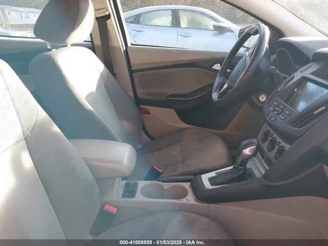Ford FOCUS SE 2014 1FADP3F26EL179549 Image 5