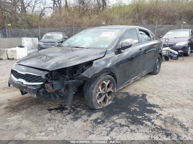 3KPF24AD9ME267924 KIA Forte Lxs