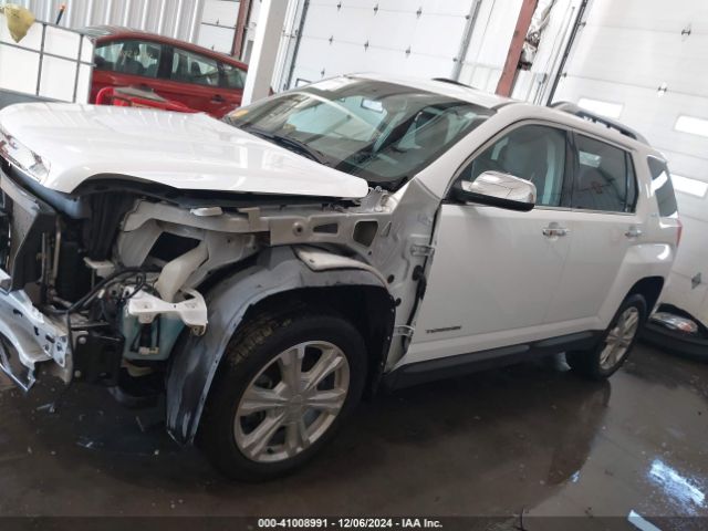 2GKFLUE33H6172820 GMC Terrain Slt