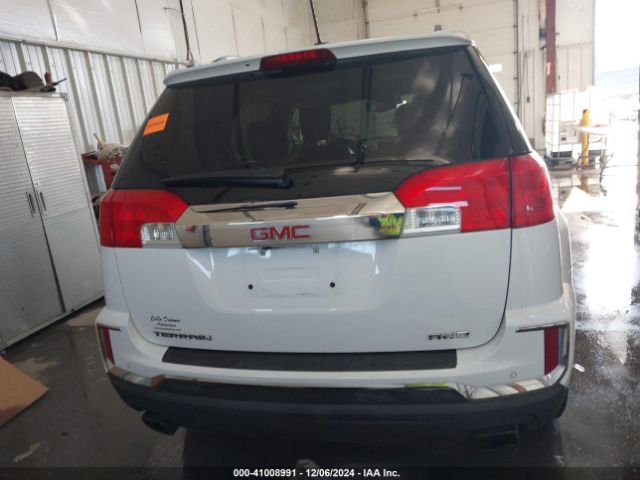 2GKFLUE33H6172820 GMC Terrain Slt
