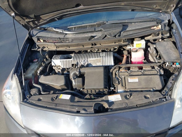 Toyota Prius Two 2015 JTDKN3DUXF0473759 Image 10