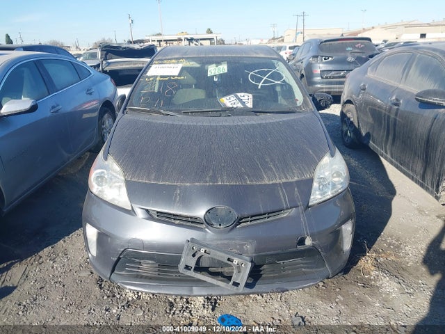 Toyota Prius Two 2015 JTDKN3DUXF0473759 Image 13