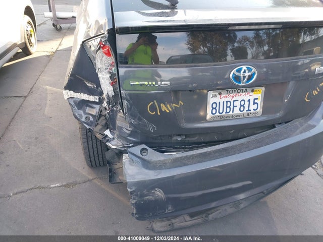 Toyota Prius Two 2015 JTDKN3DUXF0473759 Image 19