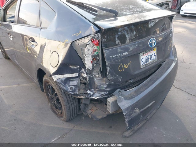 Toyota Prius Two 2015 JTDKN3DUXF0473759 Image 6