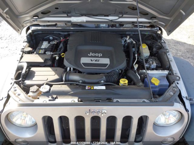 1C4BJWDG6GL257477 Jeep Wrangler Unlimited Sport