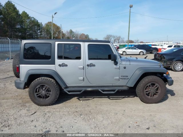 1C4BJWDG6GL257477 Jeep Wrangler Unlimited Sport