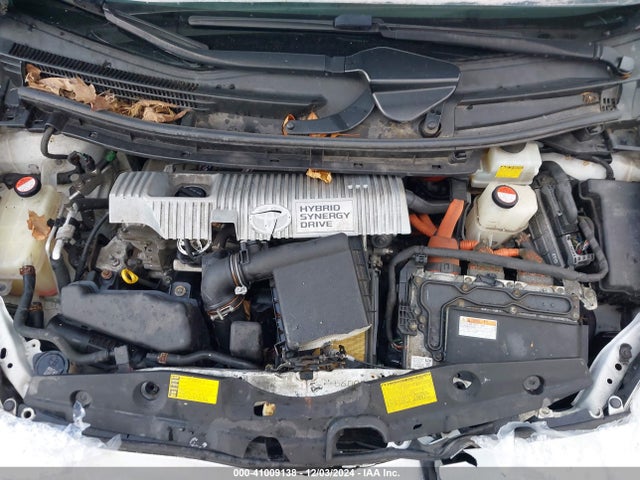 Toyota Prius Two 2014 JTDKN3DU1E0388064 Image 10