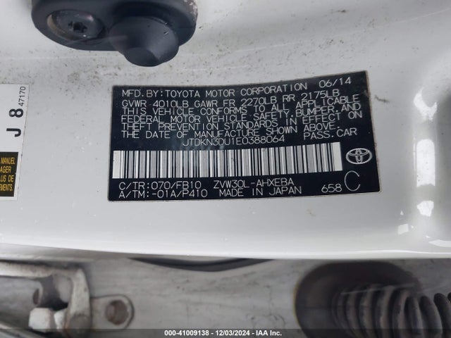 Toyota Prius Two 2014 JTDKN3DU1E0388064 Image 9