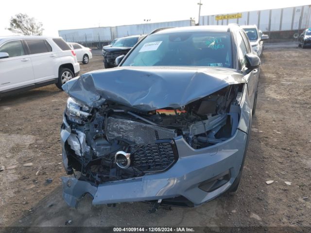 YV4162UM0N2673732 Volvo Xc40 T5 R-design