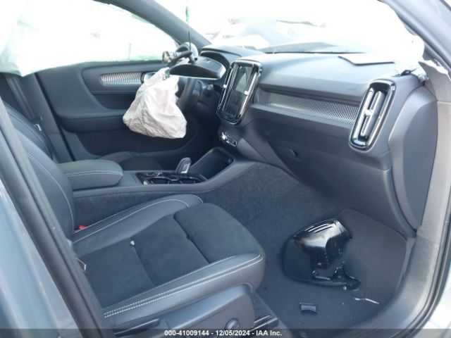 YV4162UM0N2673732 Volvo Xc40 T5 R-design