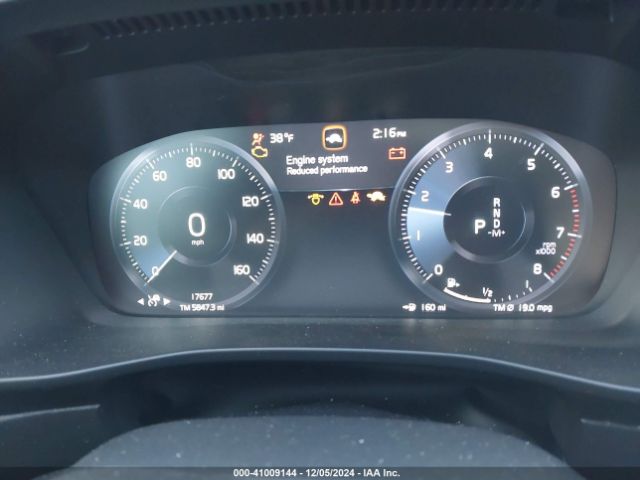 YV4162UM0N2673732 Volvo Xc40 T5 R-design