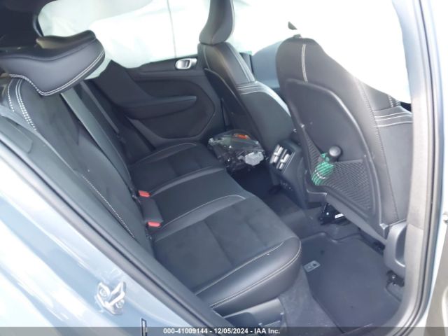 YV4162UM0N2673732 Volvo Xc40 T5 R-design