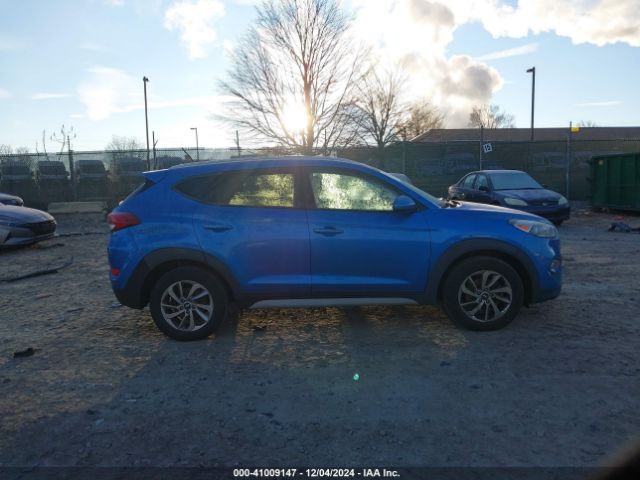 KM8J3CA49HU445433 Hyundai TUCSON SE