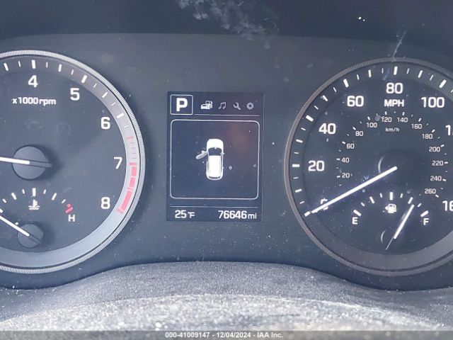 KM8J3CA49HU445433 Hyundai TUCSON SE