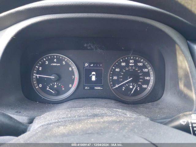 KM8J3CA49HU445433 Hyundai TUCSON SE