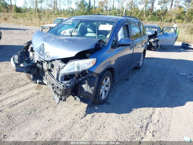 5TDKK3DC0FS626629 Toyota Sienna Le 8 Passenger