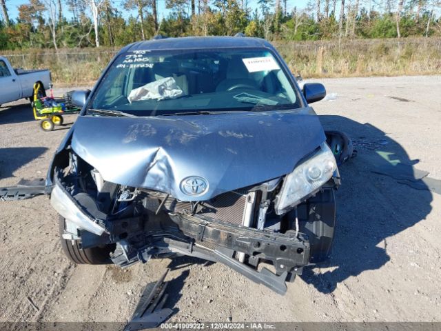 5TDKK3DC0FS626629 Toyota Sienna Le 8 Passenger