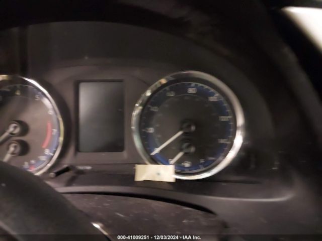 2T1BURHEXJC099743 Toyota COROLLA LE
