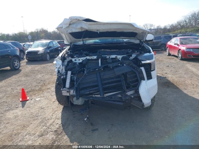 5TFLA5DBXPX068374 Toyota Tundra Sr5